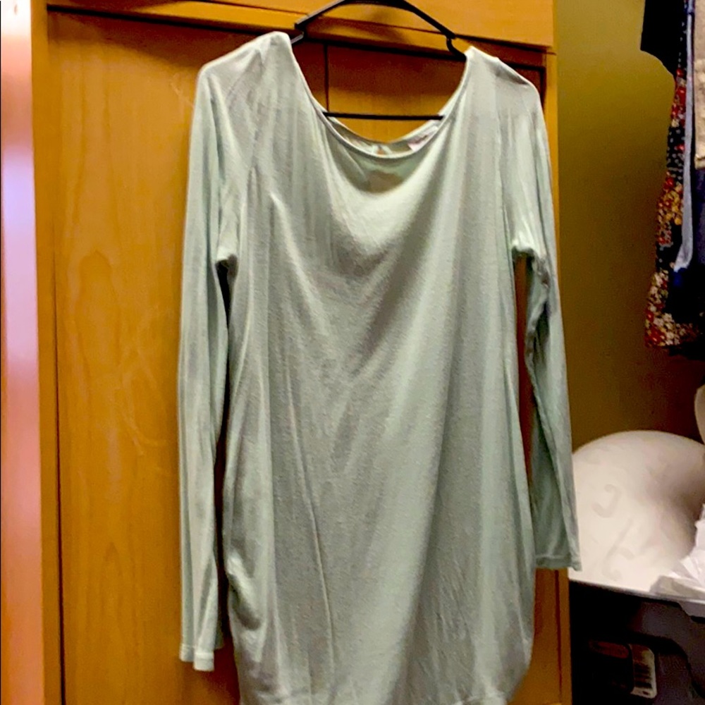 Pea in the pod Mint green Maternity shirt